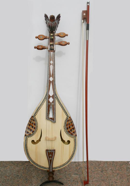 Таджикский инструмент. Равап уйгурский инструмент. Узбекские музыкальные инструменты дутар. Рубаб музыкальный инструмент. Гипчак музыкальный инструмент.